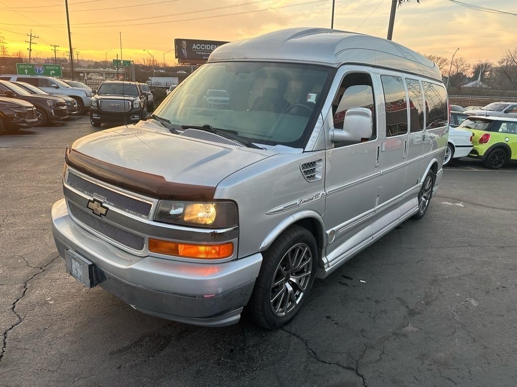 Chevrolet Express G1500 3LT RV 2011