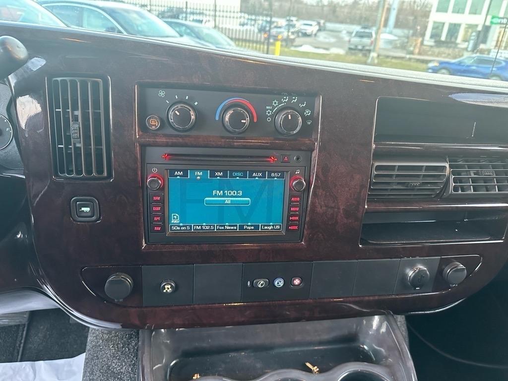 Chevrolet Express G1500 3LT RV 2011