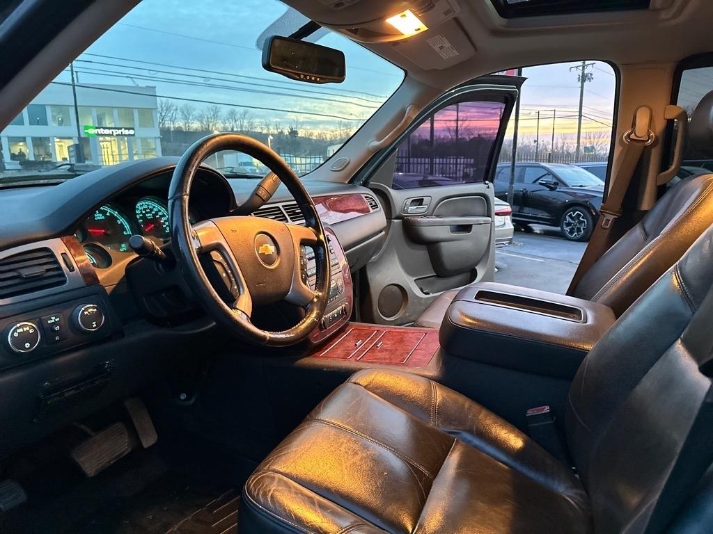 Chevrolet Avalanche LT 4WD 2013