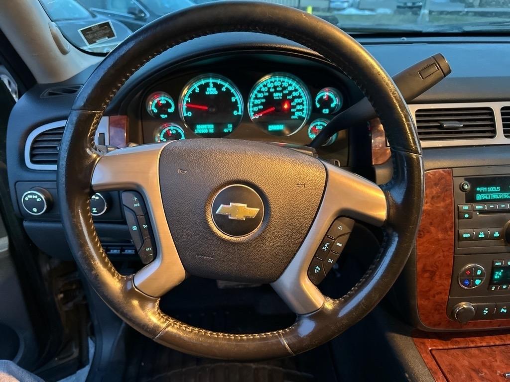 Chevrolet Avalanche LT 4WD 2013