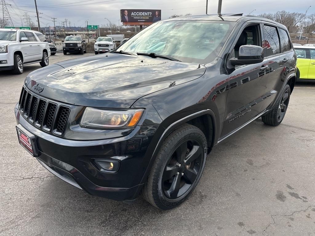 Jeep Grand Cherokee Laredo 4WD 2015