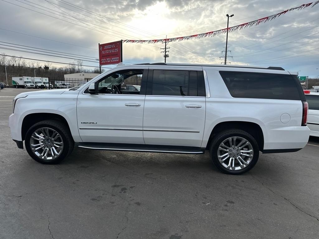 GMC Yukon XL Denali 4WD 2016