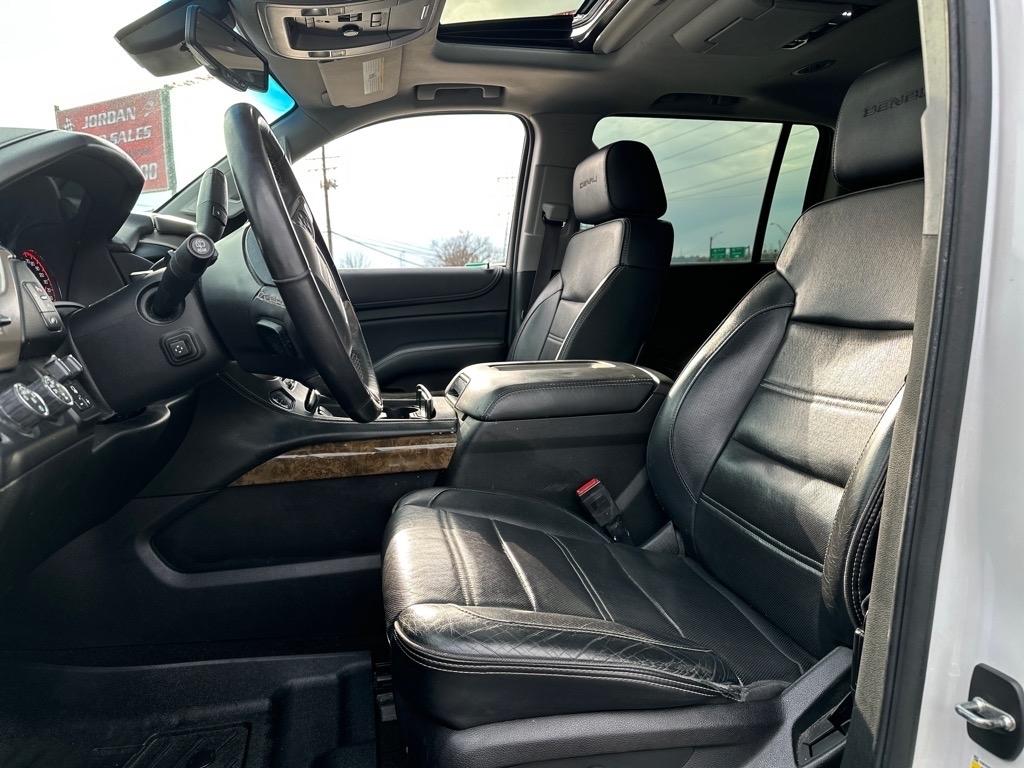 GMC Yukon XL Denali 4WD 2016