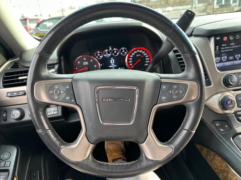 GMC Yukon XL Denali 4WD 2016