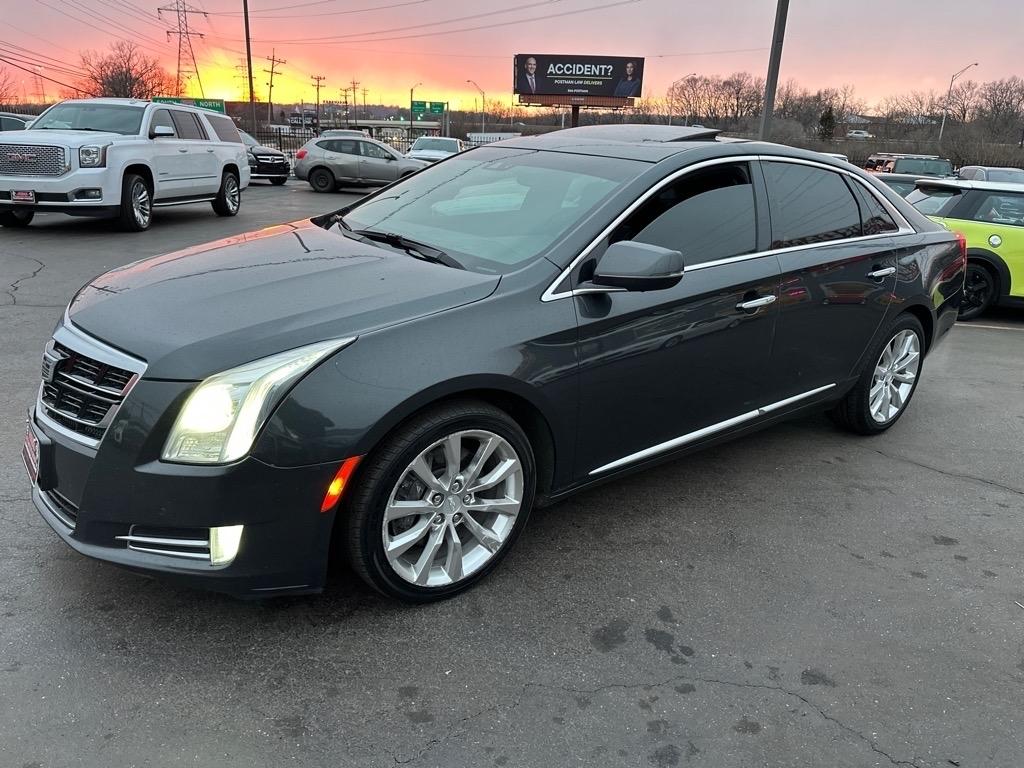Cadillac XTS Luxury AWD 2016