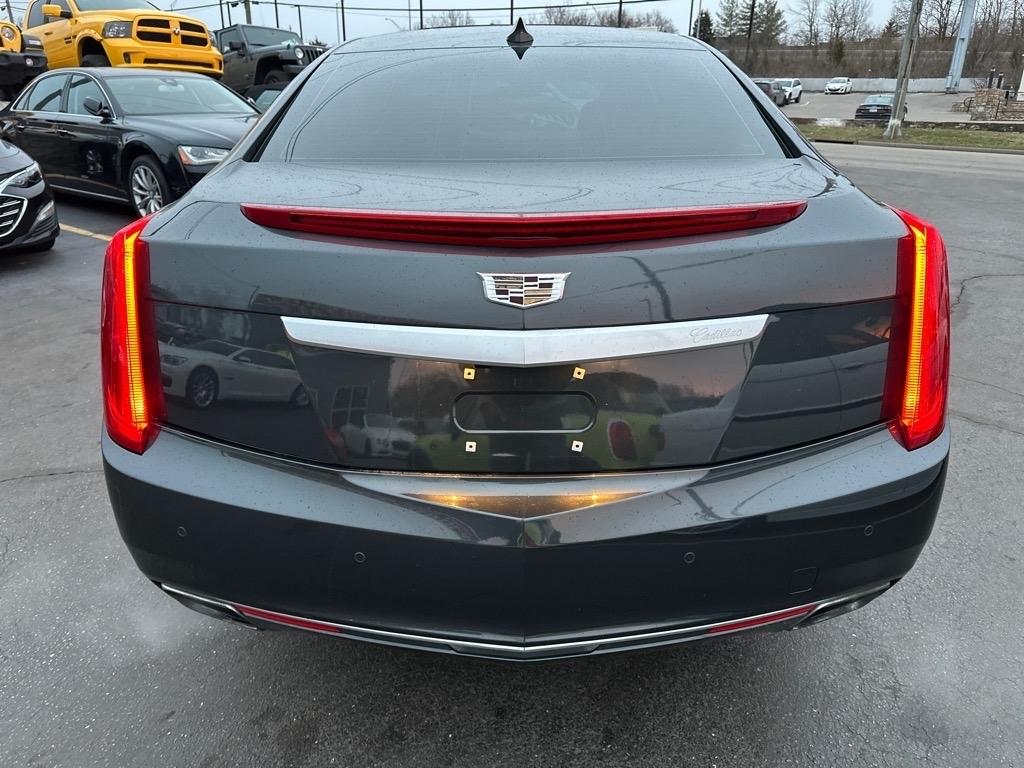 Cadillac XTS Luxury AWD 2016