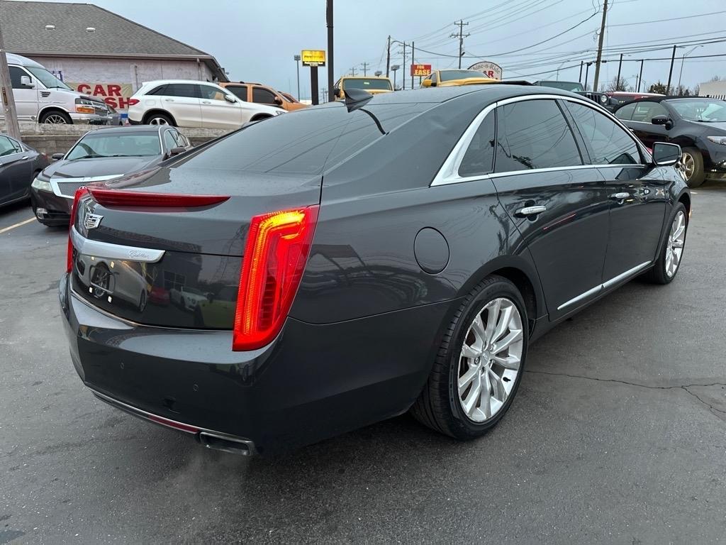 Cadillac XTS Luxury AWD 2016