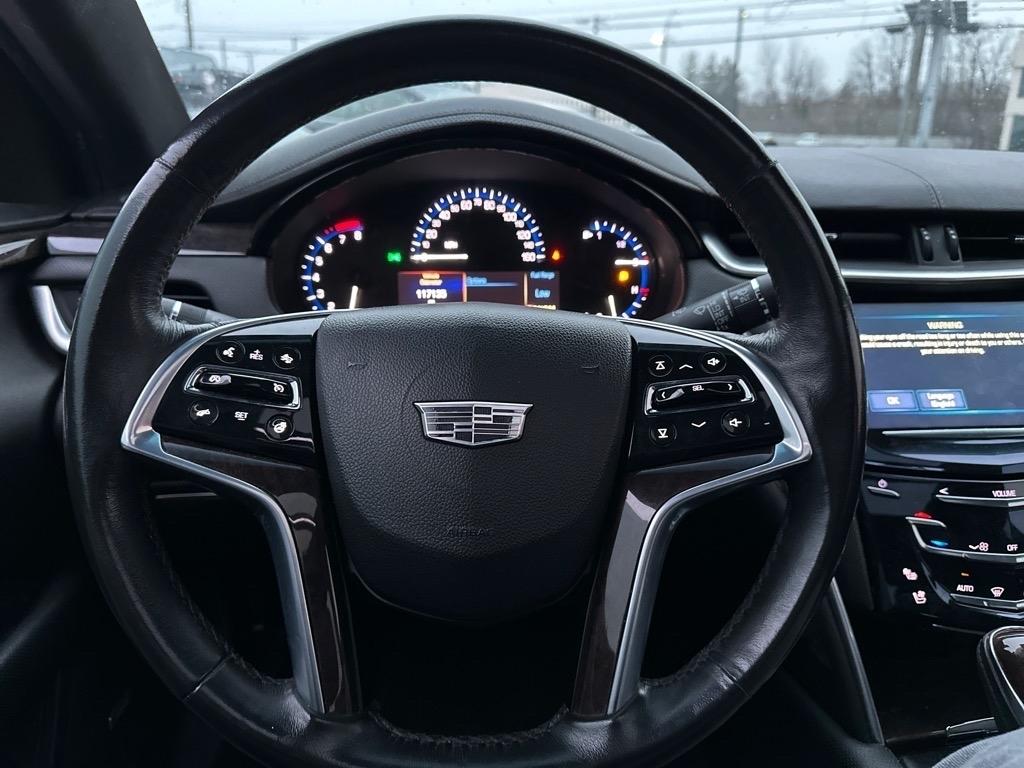 Cadillac XTS Luxury AWD 2016