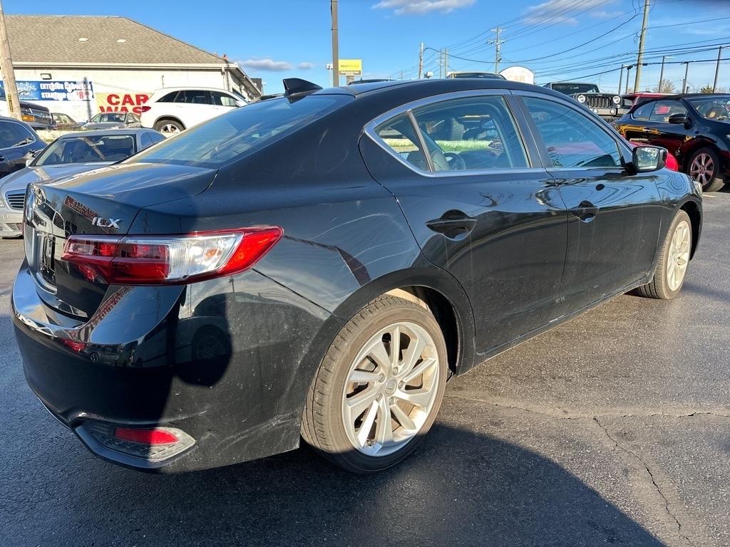 Acura ILX 8-Spd AT 2016