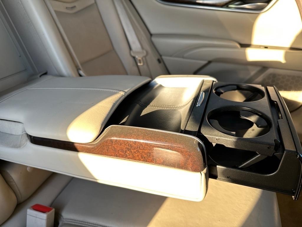 Cadillac XTS Luxury AWD 2016