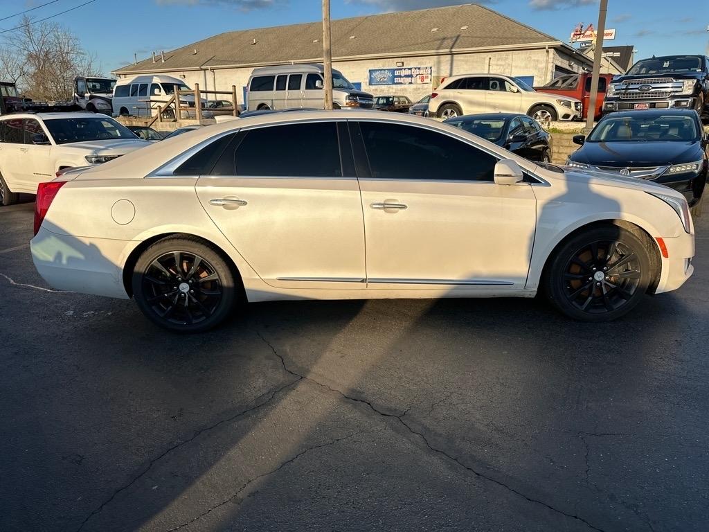 Cadillac XTS Luxury AWD 2016