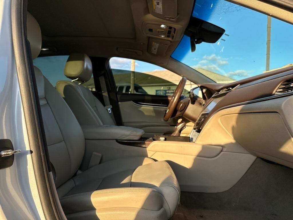 Cadillac XTS Luxury AWD 2016