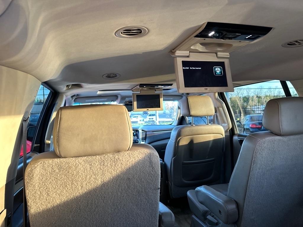 Chevrolet Suburban LTZ 4WD 2016