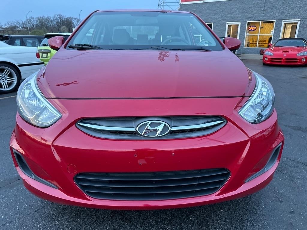 Hyundai Accent SE 4-Door 6A 2016