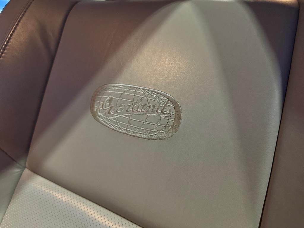 Jeep Grand Cherokee Overland 4WD 2014