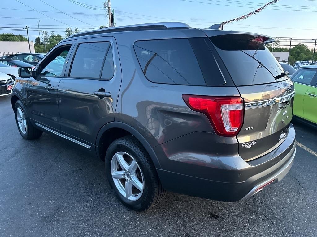Ford Explorer XLT 4WD 2016