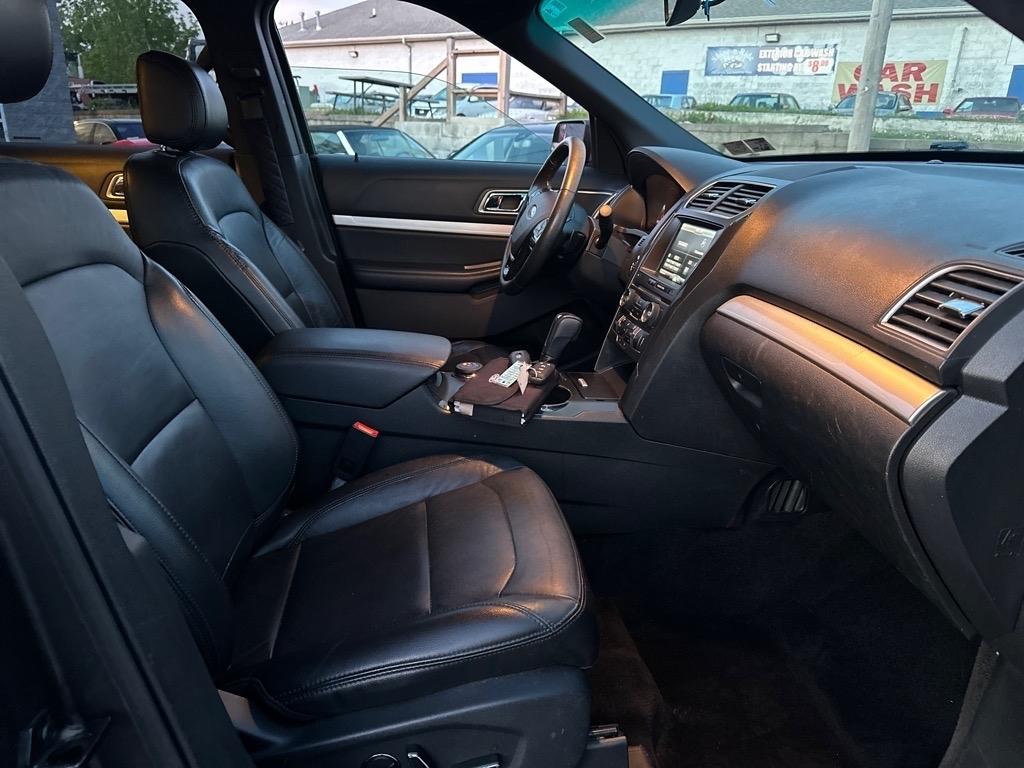 Ford Explorer XLT 4WD 2016