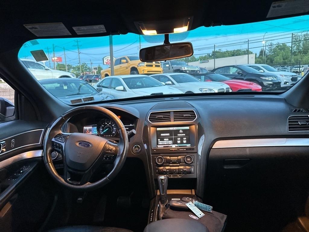 Ford Explorer XLT 4WD 2016