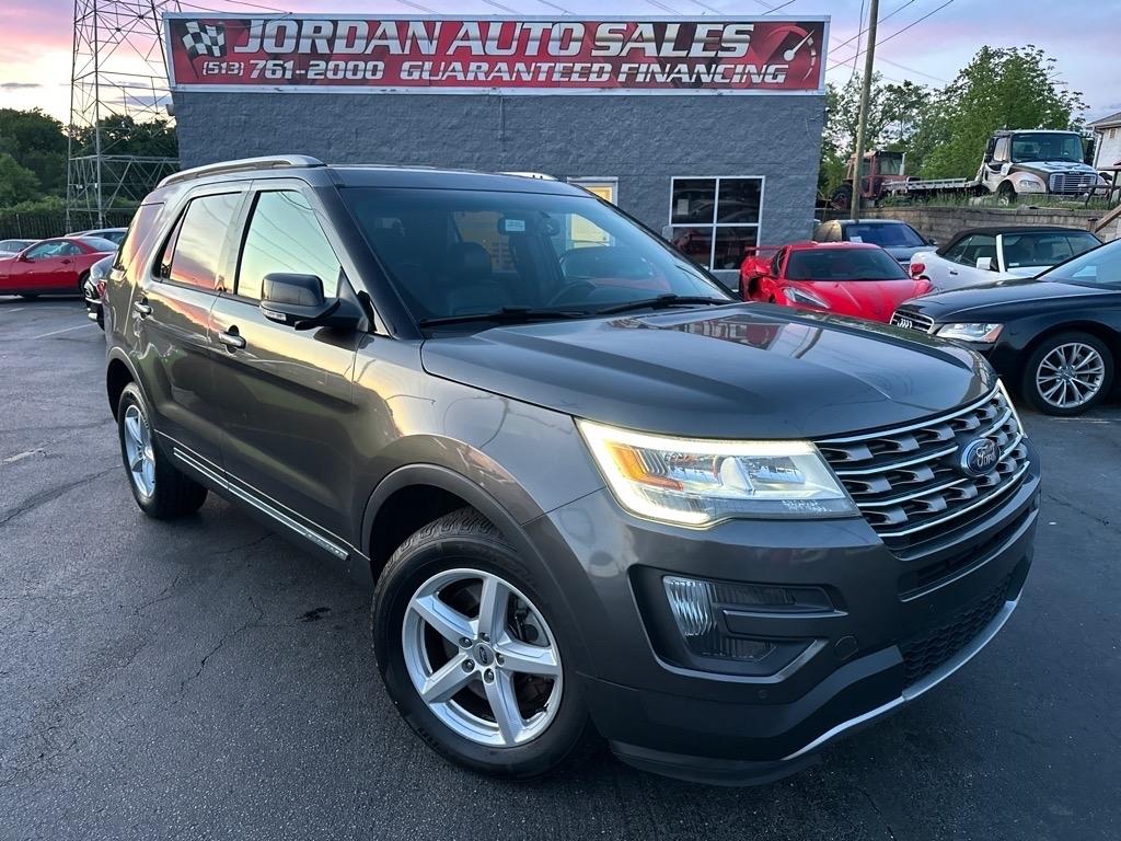 2016 Ford Explorer XLT 4WD's photo