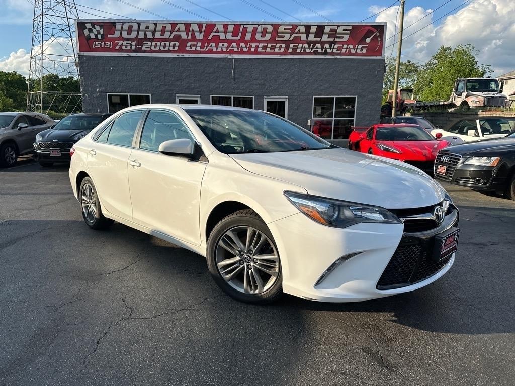 Toyota Camry SE 2015