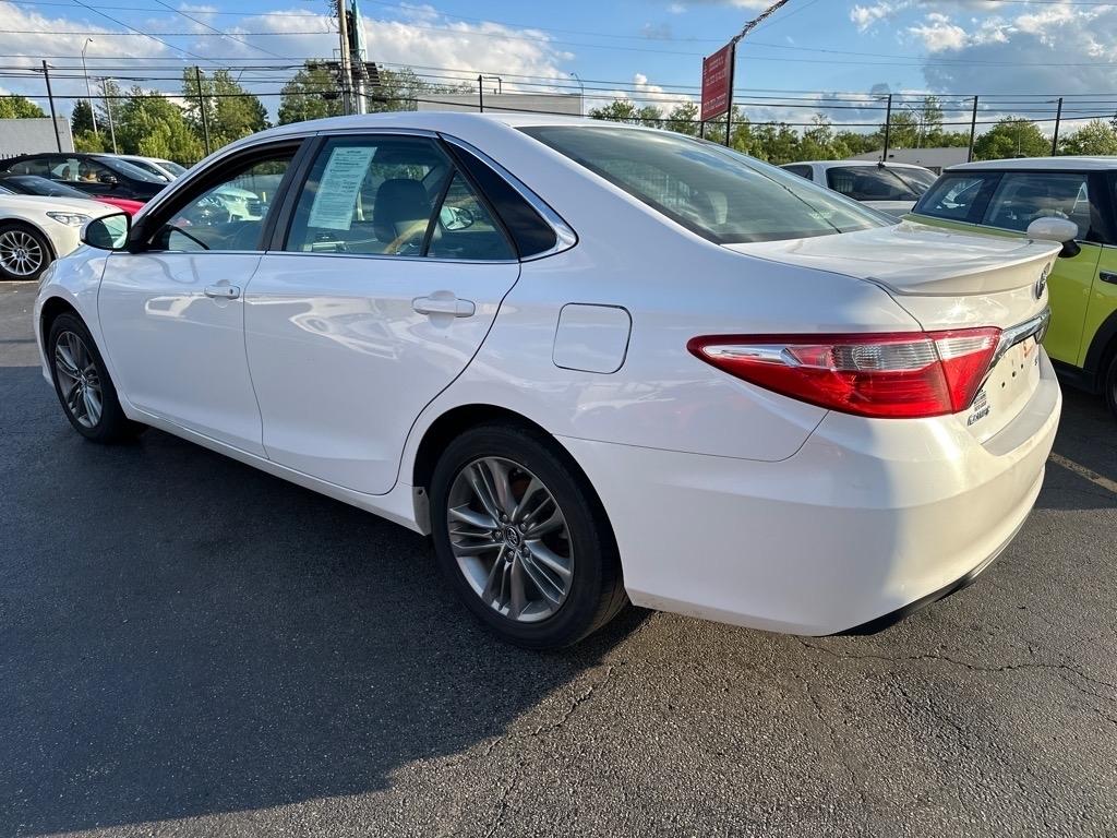 Toyota Camry SE 2015