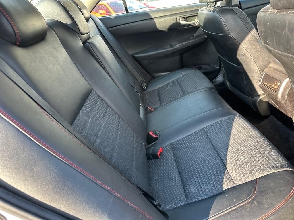 Toyota Camry SE 2015