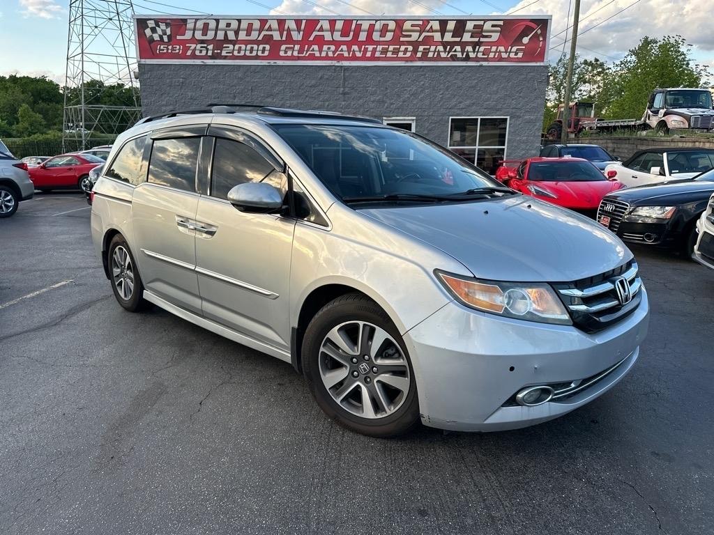 2014 Honda Odyssey Touring Elite's photo