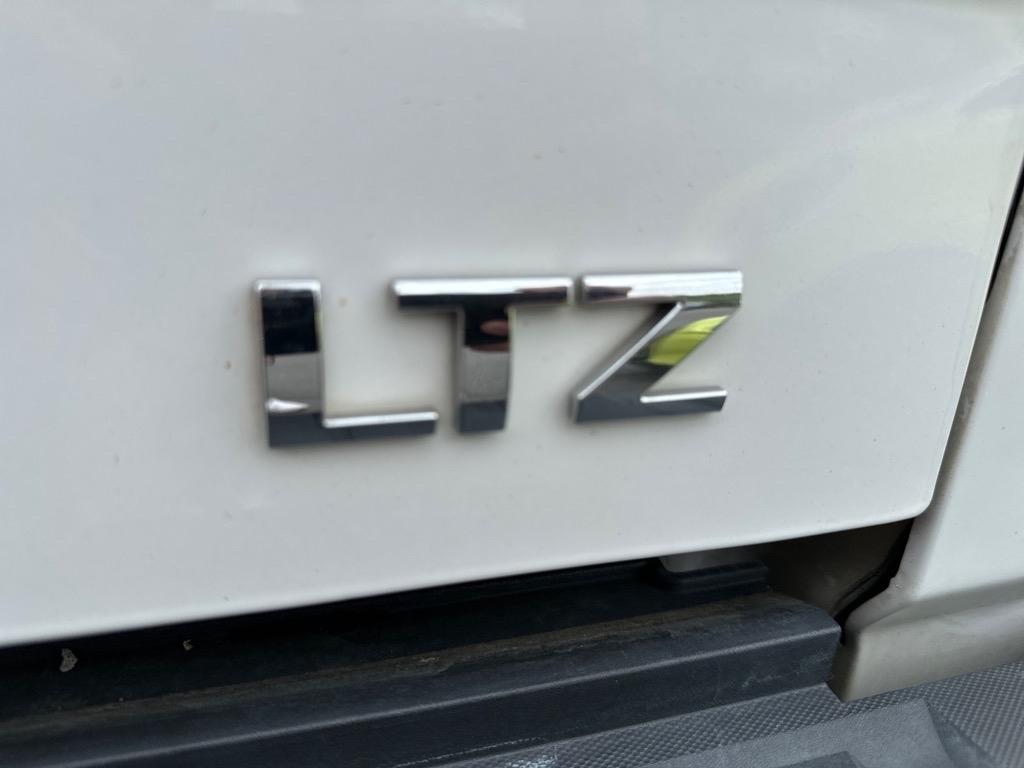 Chevrolet Silverado 1500 LTZ Crew Cab 4WD 2016