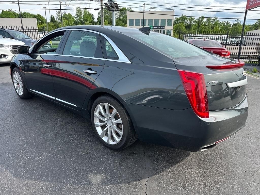 Cadillac XTS Luxury FWD 2016