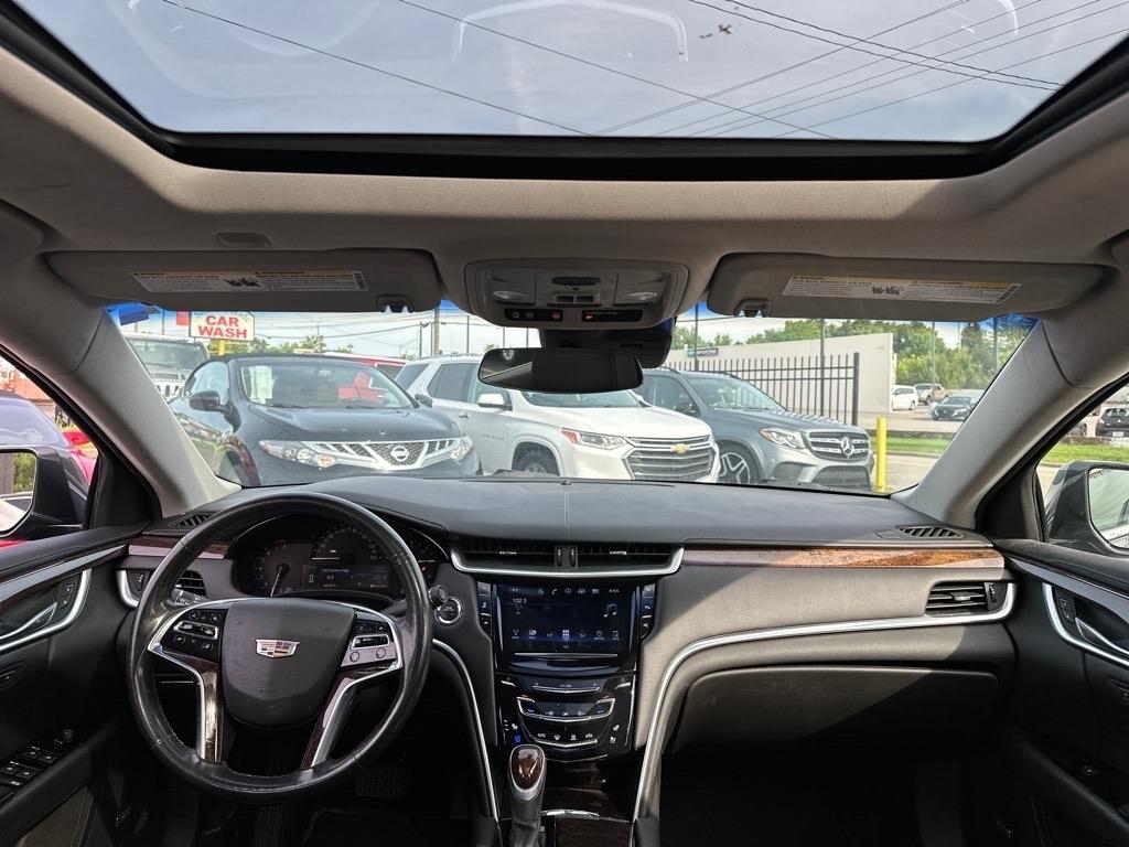 Cadillac XTS Luxury FWD 2016