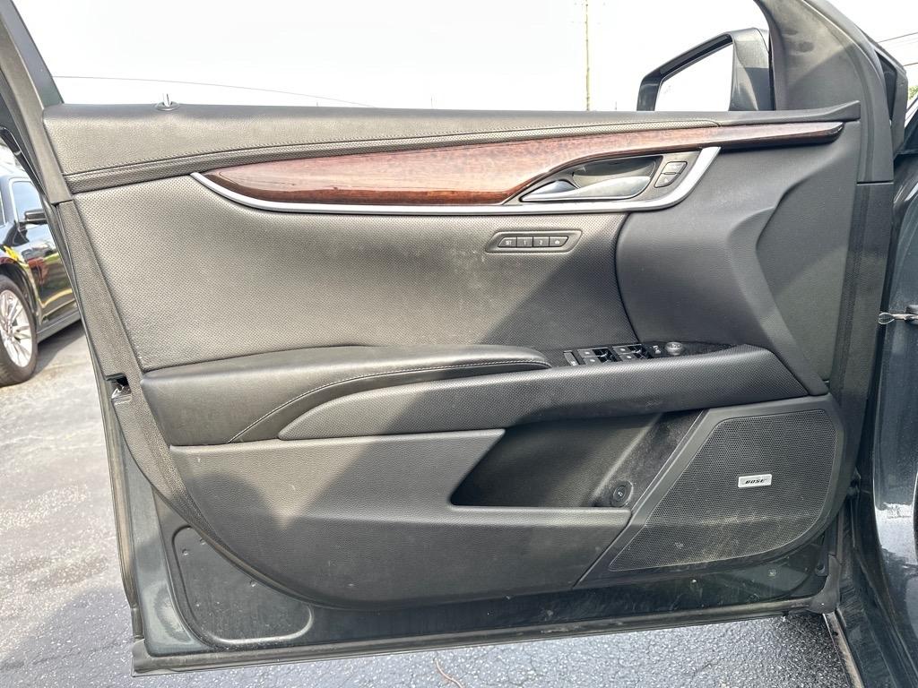 Cadillac XTS Luxury FWD 2016