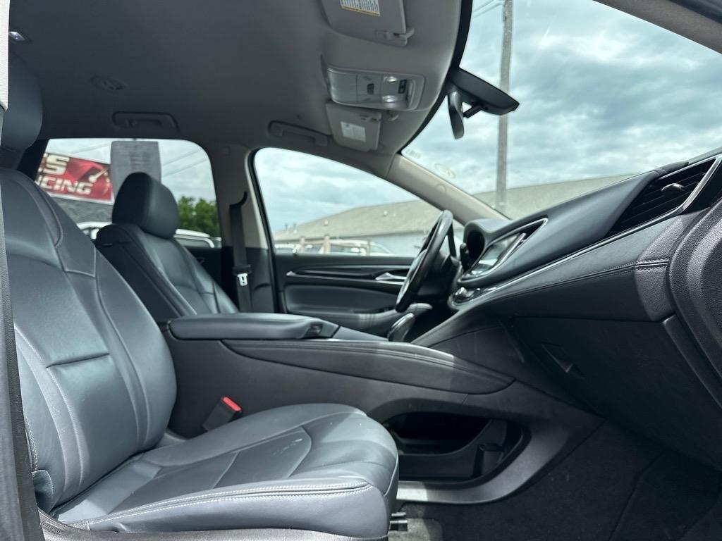 Buick Enclave Essence FWD 2019