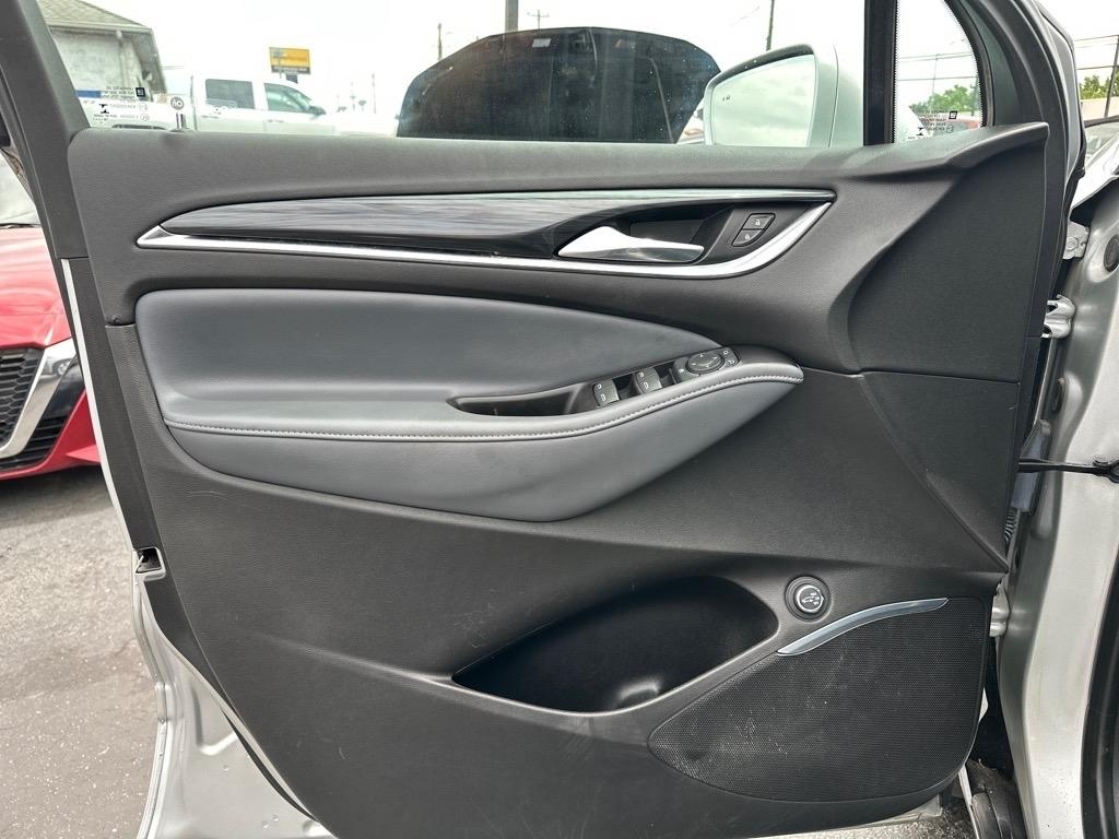 Buick Enclave Essence FWD 2019