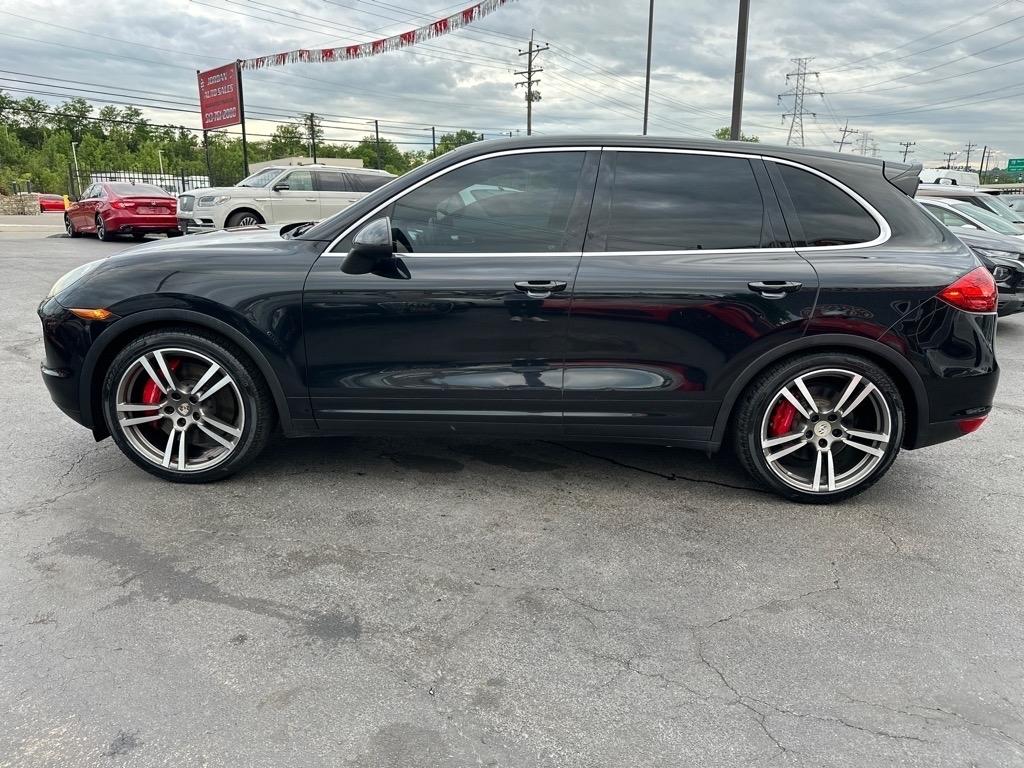 Porsche Cayenne Turbo 2013