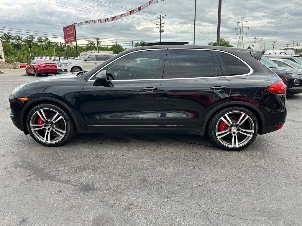 Porsche Cayenne Turbo 2013
