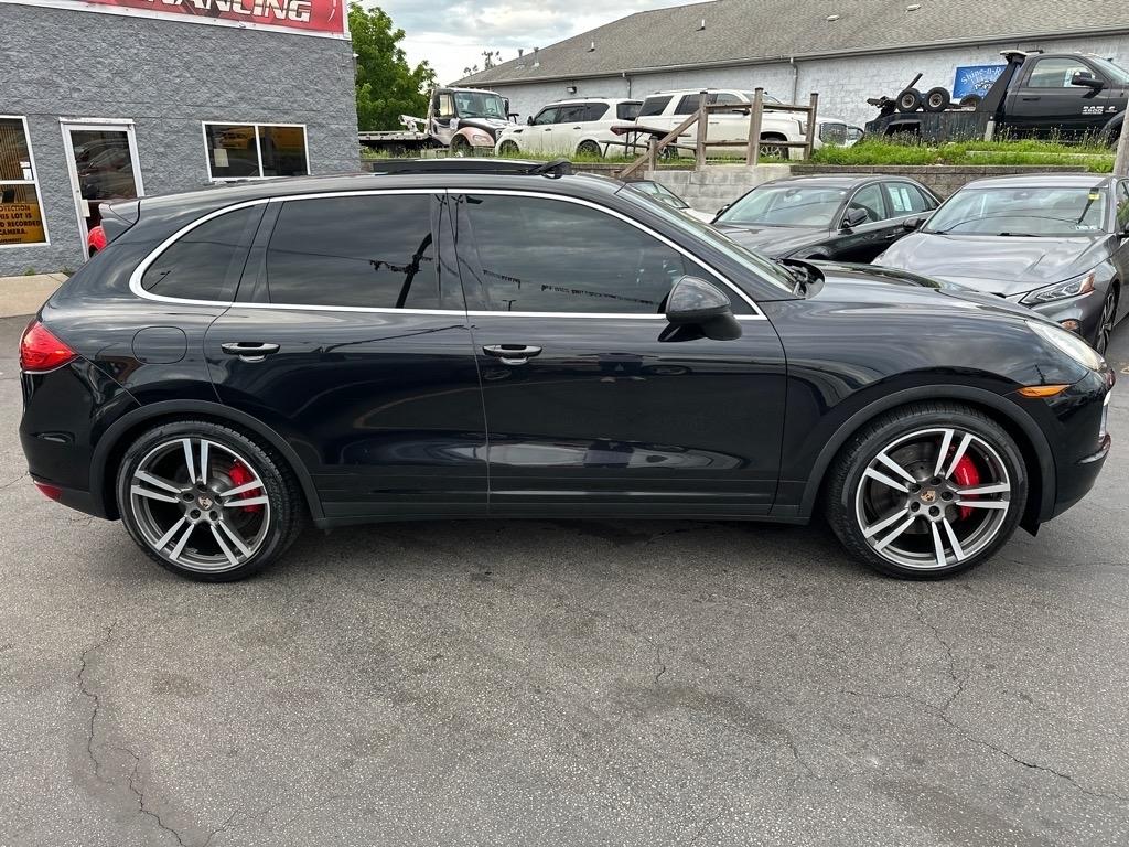 Porsche Cayenne Turbo 2013
