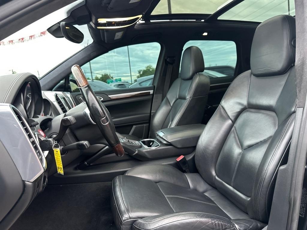 Porsche Cayenne Turbo 2013