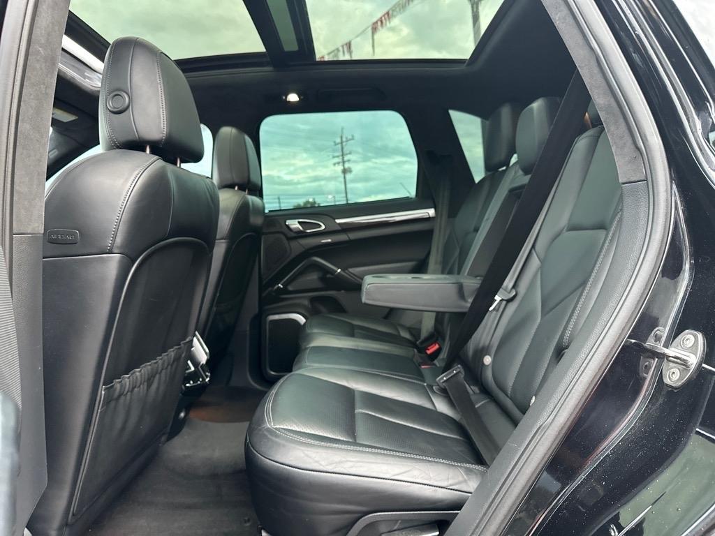 Porsche Cayenne Turbo 2013