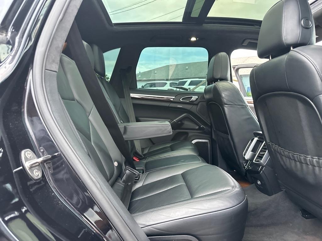 Porsche Cayenne Turbo 2013