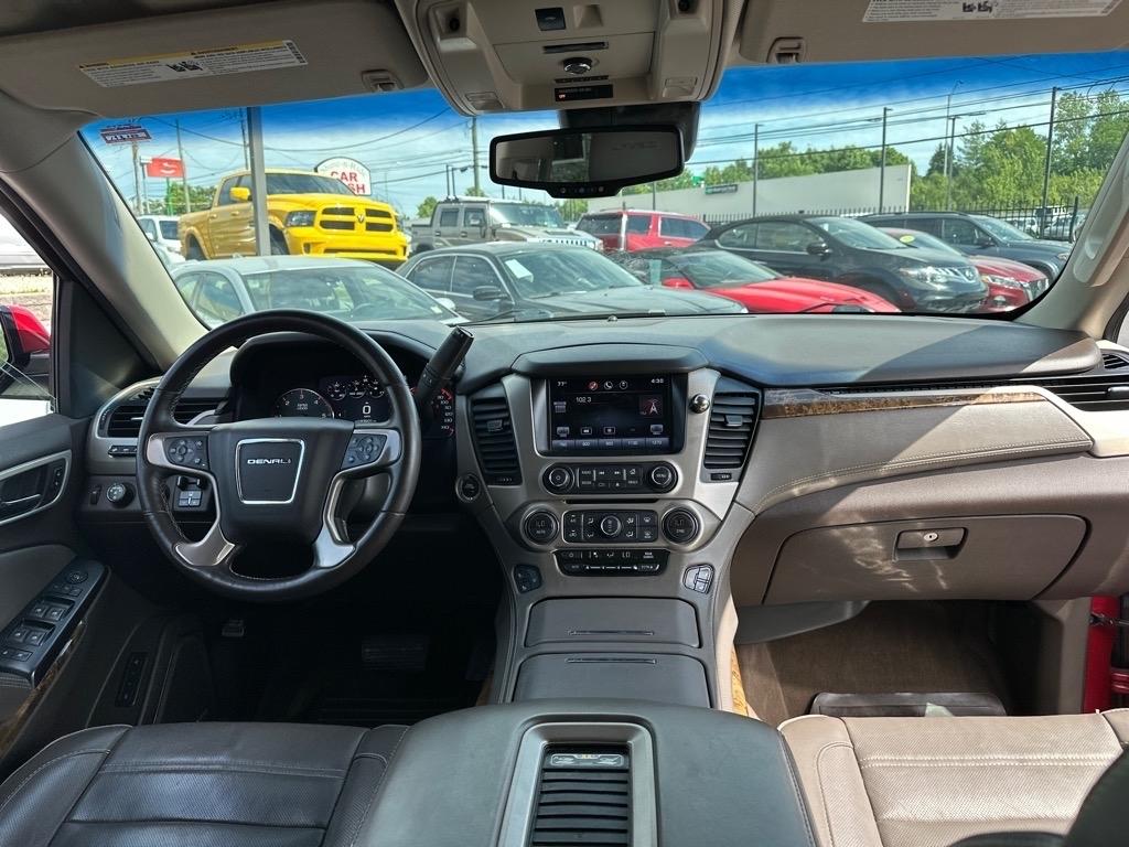 GMC Yukon Denali XL 4WD 2015