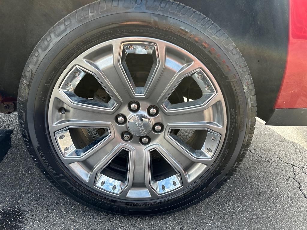 GMC Yukon Denali XL 4WD 2015