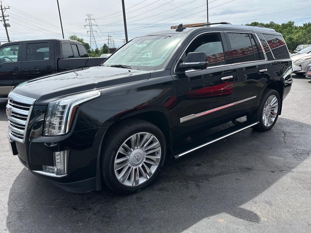 Cadillac Escalade Platinum 4WD 2016
