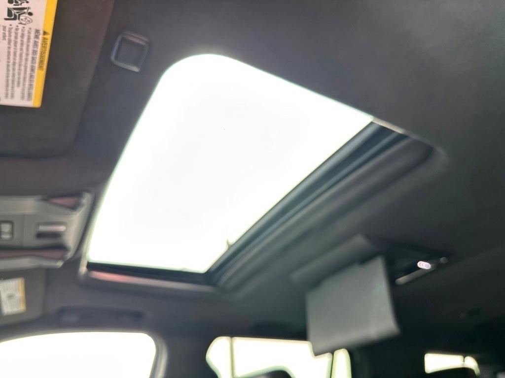 Cadillac Escalade Platinum 4WD 2016