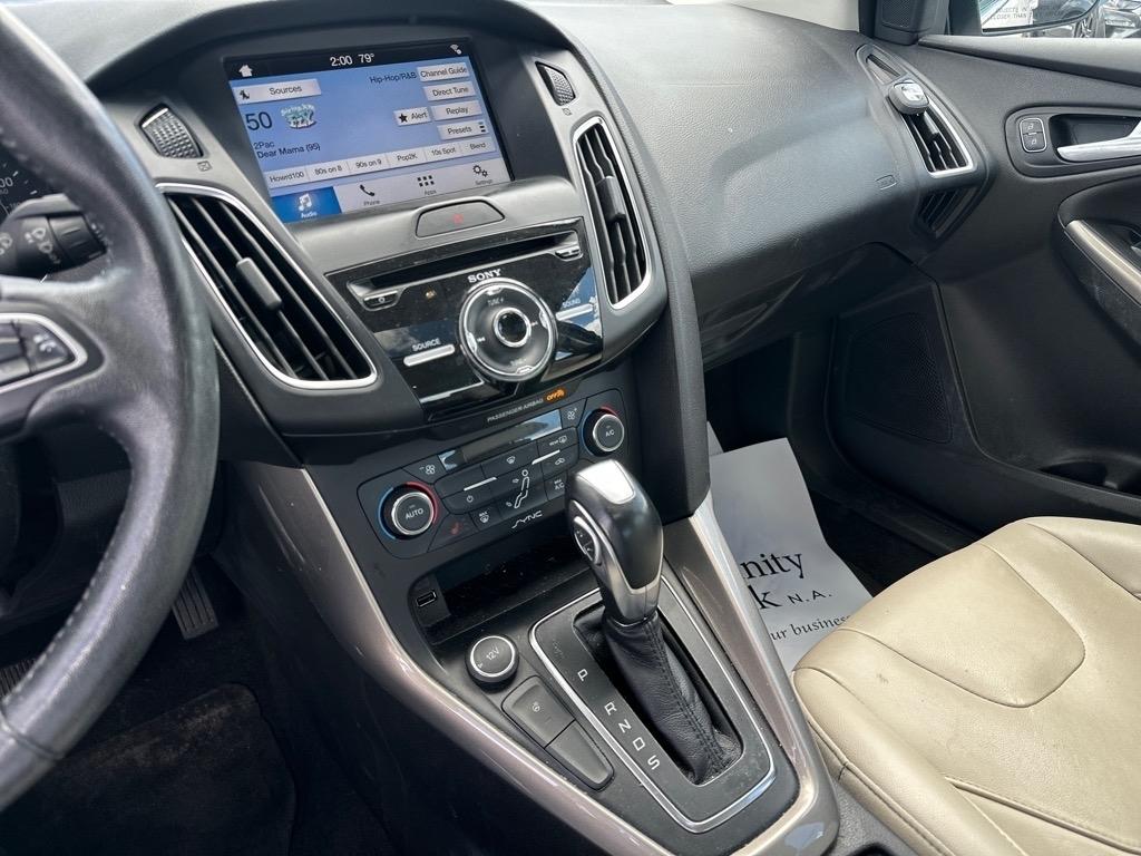 Ford Focus Titanium Sedan 2017