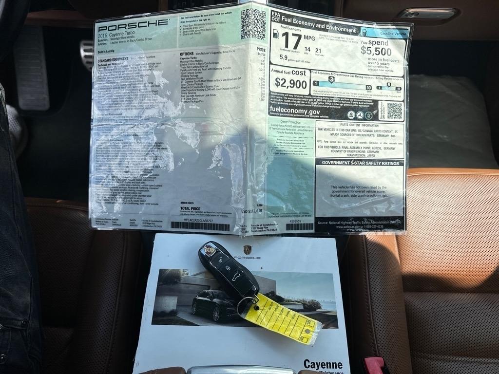 Porsche Cayenne Turbo 2016