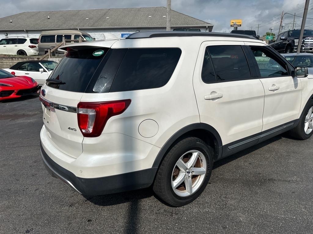 Ford Explorer XLT 4WD 2016
