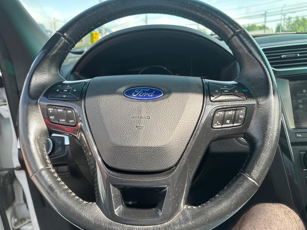 Ford Explorer XLT 4WD 2016