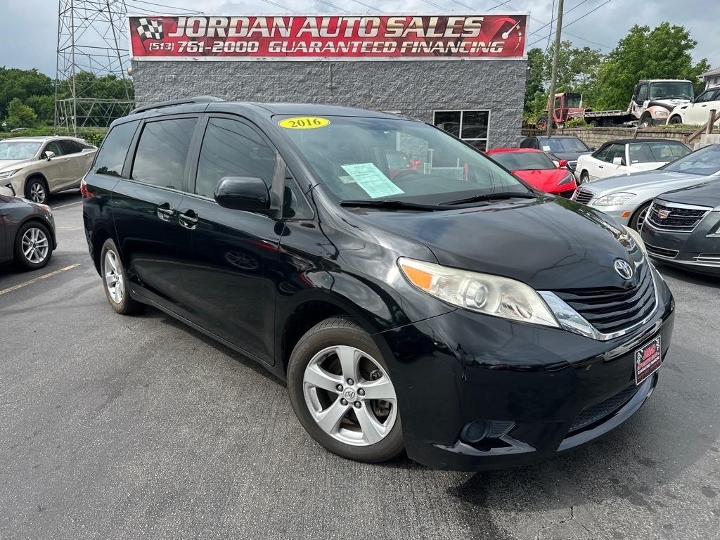 Toyota Sienna LE FWD 8-Passenger V6 2016