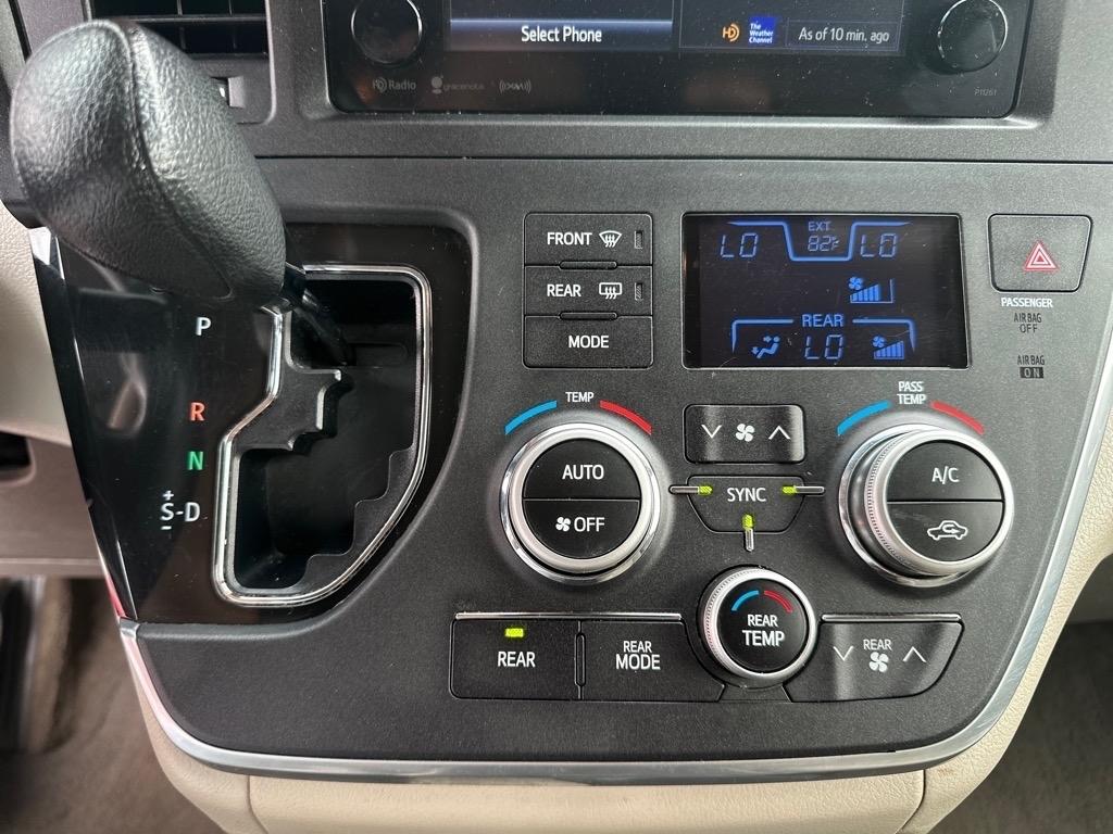 Toyota Sienna LE FWD 8-Passenger V6 2016