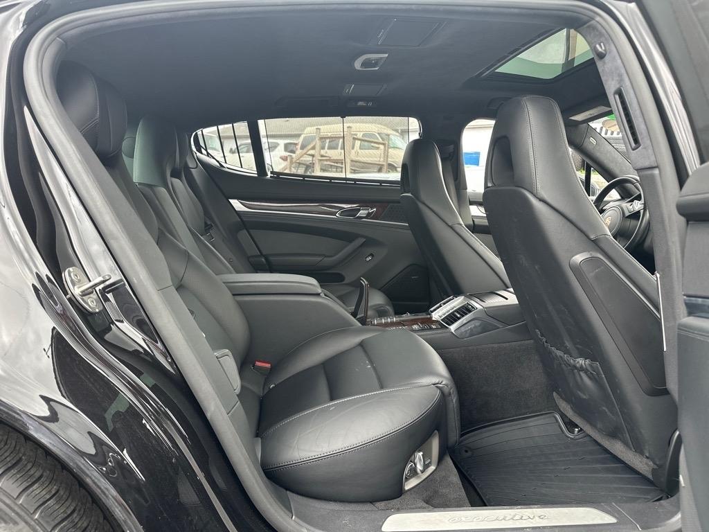 Porsche Panamera Turbo Executive 2014